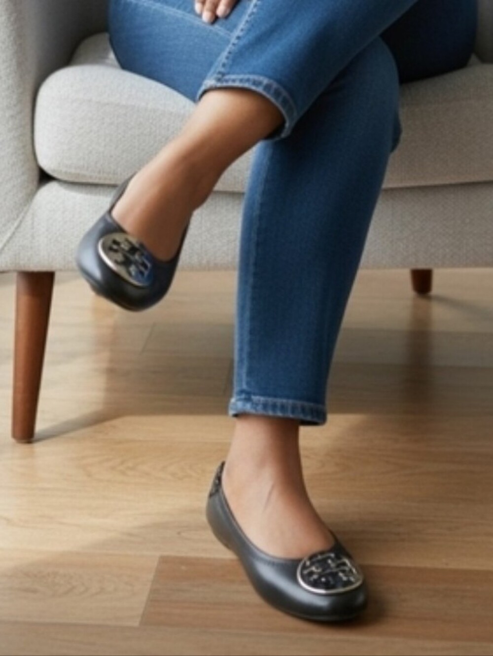 Tory Burch Black Leather Skinny Ballet Flats with Logo Medallion